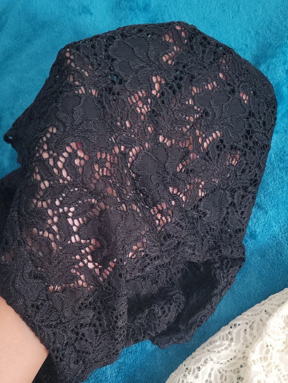 Intimate Cosabella Cream Lace Bottom with Intricate Floral Overlay. Size Small